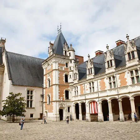 Cote Escaliers - Cosy Appartement Au Coeur De Blois Exterior photo